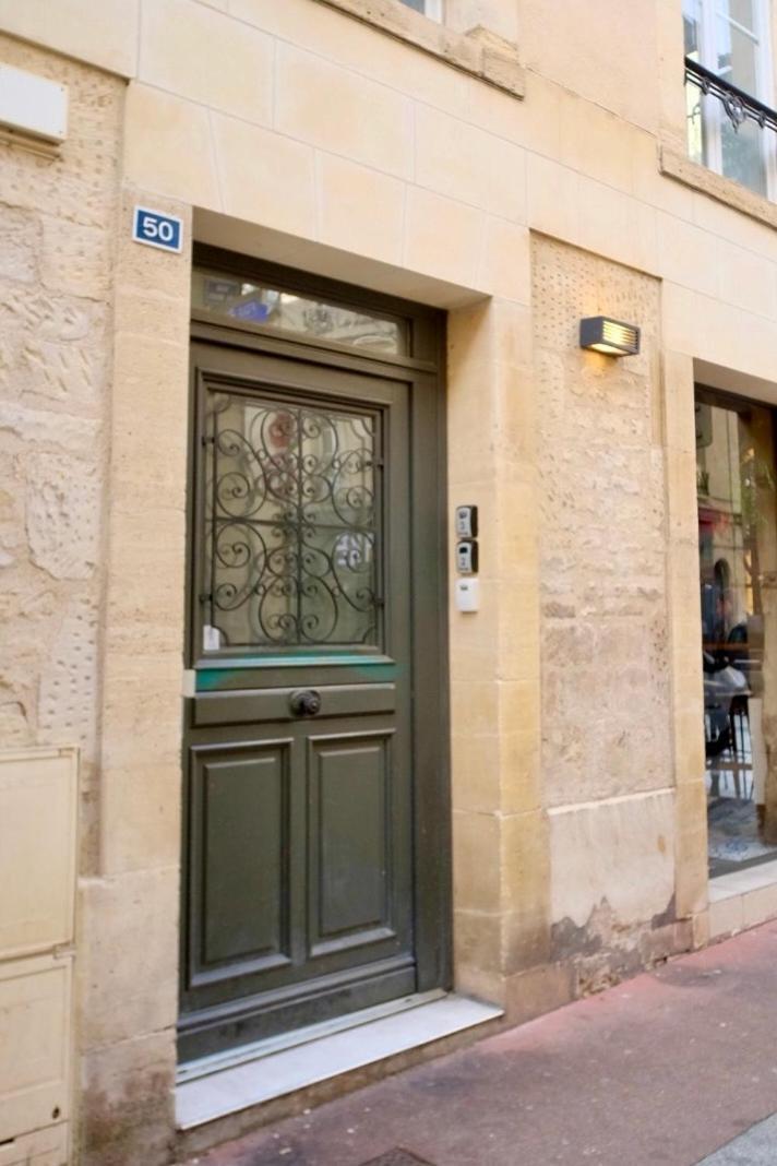 La Bonbonniere : Studio Caen Luaran gambar